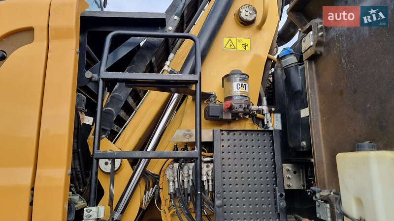 Колесный экскаватор Caterpillar MH 3022 2018 в Одессе