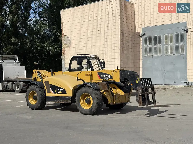 Caterpillar TH 414 2015