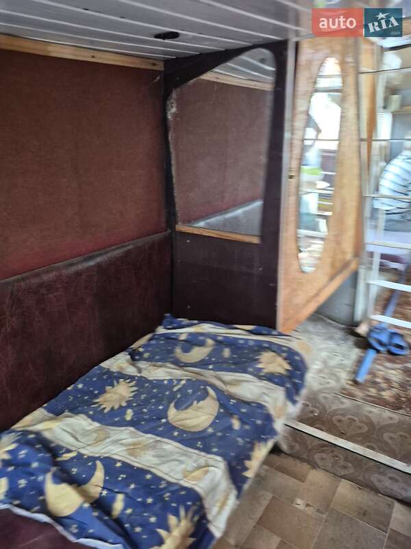 Катер Чайка МЛ 20 2005 в Києві