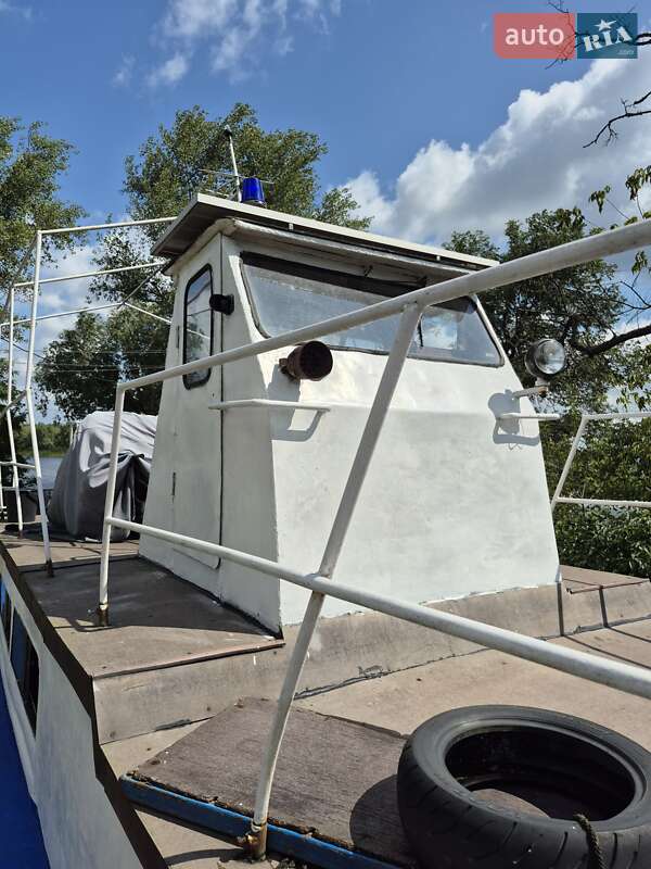 Катер Чайка МЛ 20 2005 в Києві