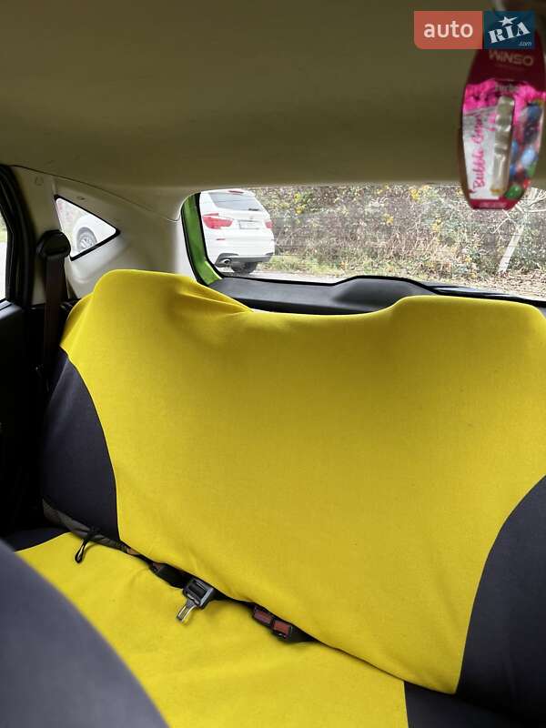 Хетчбек Chana Benni 2008 в Ужгороді