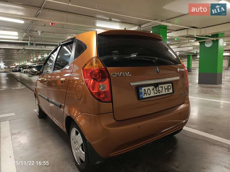 Хетчбек Chana Benni 2008 в Ужгороді