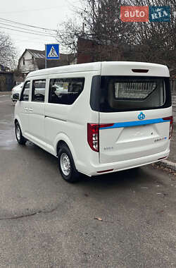 Мінівен Changan Kuayue Star V5 EV 2024 в 
