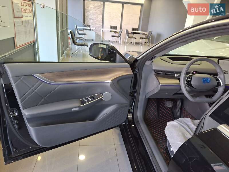 Лифтбек Changan Qiyuan A07 2024 в Киеве фото 9 Лифтбек Changan Qiyuan A07 2024 в Киеве