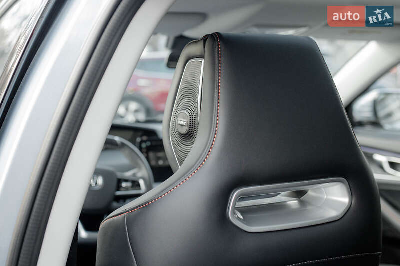 Позашляховик / Кросовер Changan Uni-K 2023 в Чернігові фото 5 Позашляховик / Кросовер Changan Uni-K 2023 в Чернігові