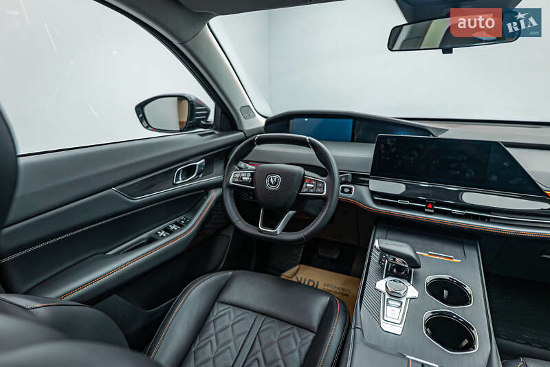 Позашляховик / Кросовер Changan Uni-K 2023 в Києві фото 12 Позашляховик / Кросовер Changan Uni-K 2023 в Києві