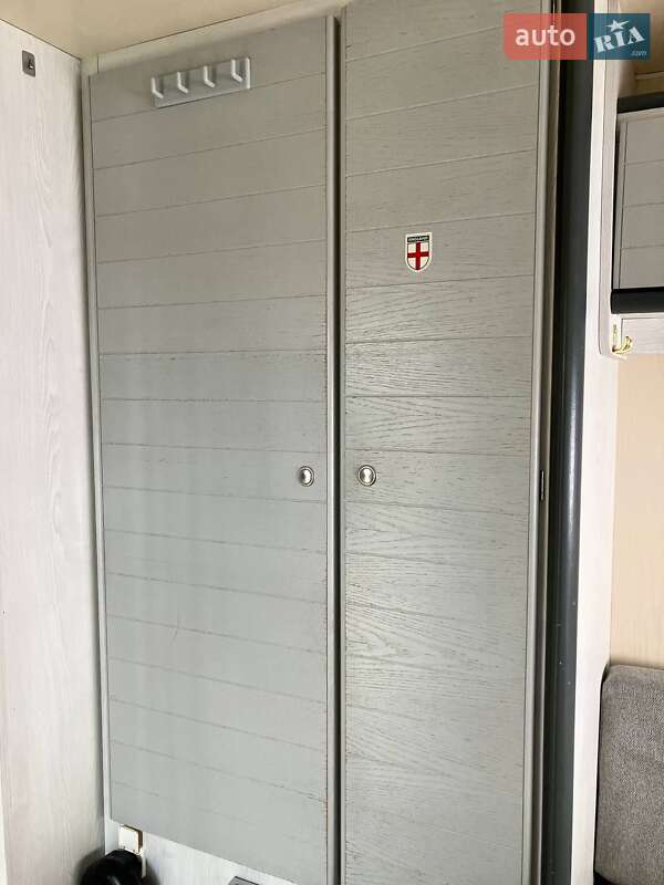 Прицеп дача Chateau 330 1989 в Краматорске фото 23 Прицеп дача Chateau 330 1989 в Краматорске