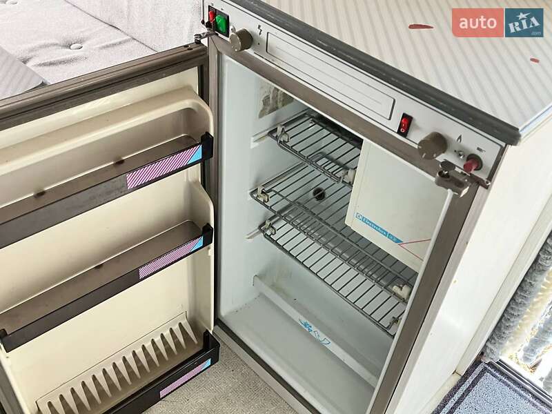 Прицеп дача Chateau 330 1989 в Краматорске фото 34 Прицеп дача Chateau 330 1989 в Краматорске