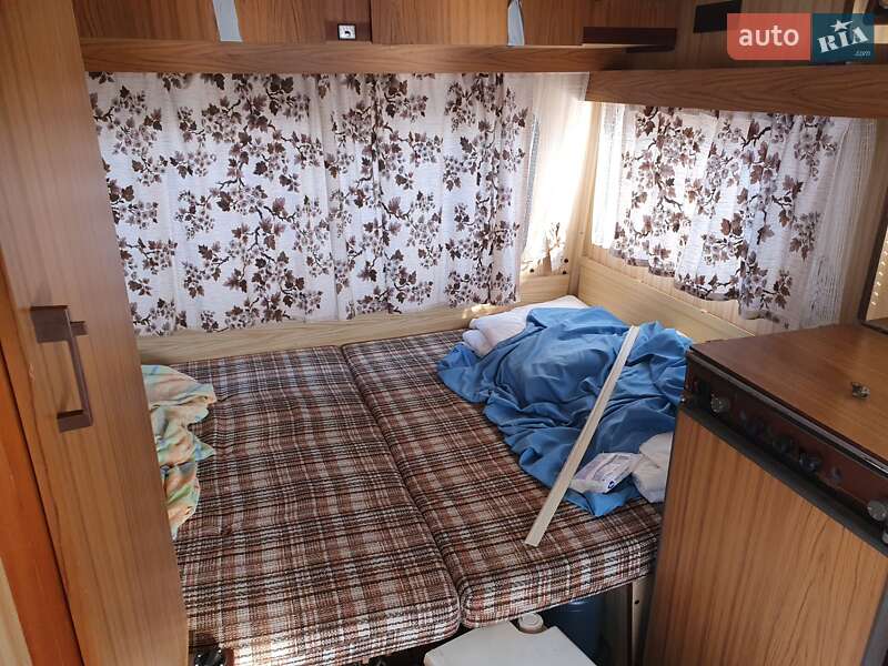 Тентованный борт (штора) - прицеп Chateau 390 1985 в Красноильске