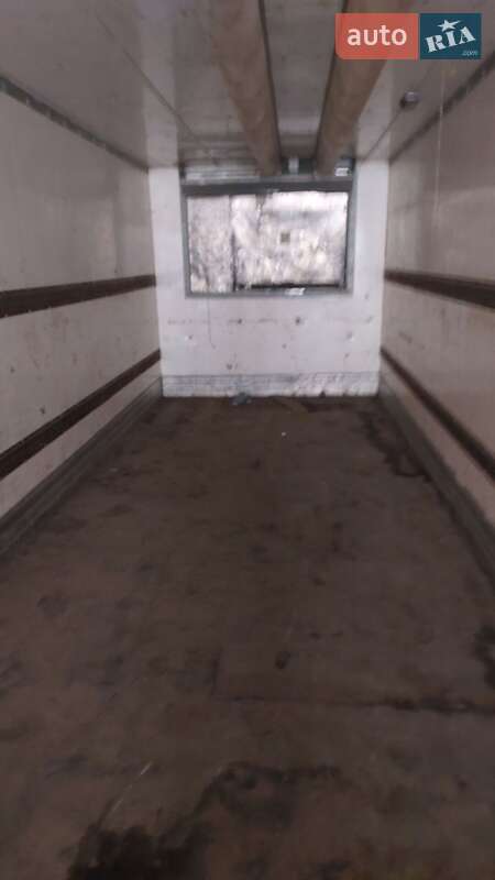 Рефрижератор напівпричіп Chereau C38 1996 в Рівному фото 11 Рефрижератор напівпричіп Chereau C38 1996 в Рівному