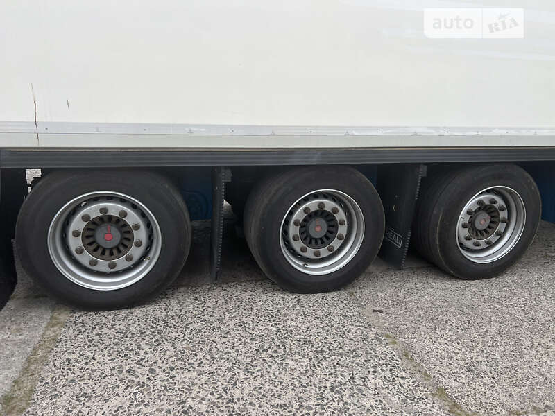 Рефрижератор полуприцеп Chereau CD 382CHB 2010 в Львове
