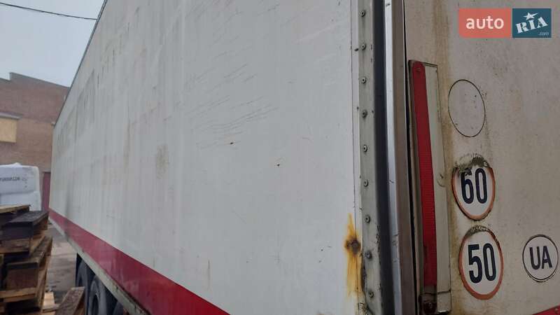 Рефрижератор полуприцеп Chereau CD 382CHB 1994 в Ровно