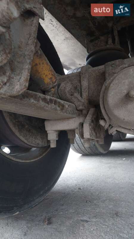 Рефрижератор полуприцеп Chereau CD 382CHB 1994 в Ровно