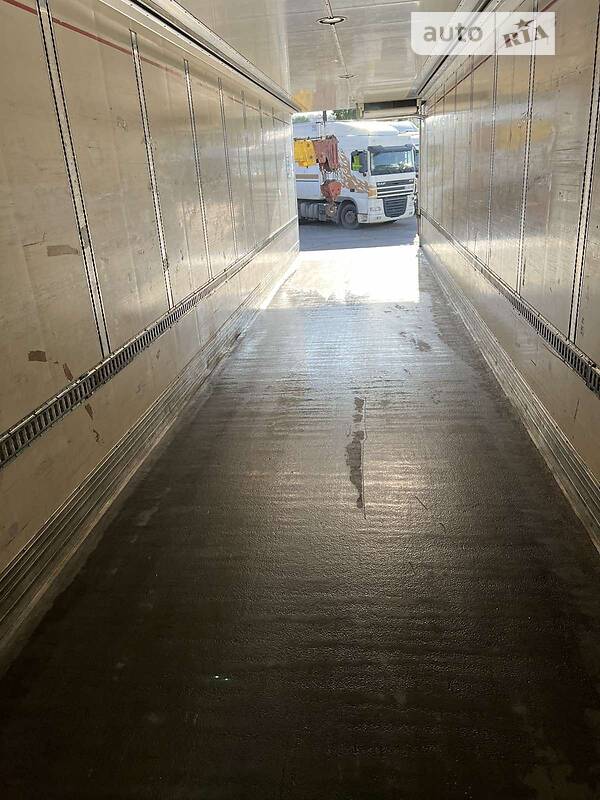 Рефрижератор полуприцеп Chereau CD381HB 2006 в Киеве