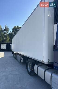 Рефрижератор напівпричіп Chereau Tecnogam 2000 в 