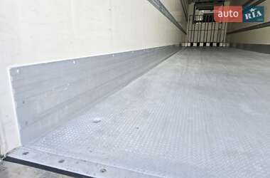 Рефрижератор полуприцеп Chereau ThermoKing 2014 в 