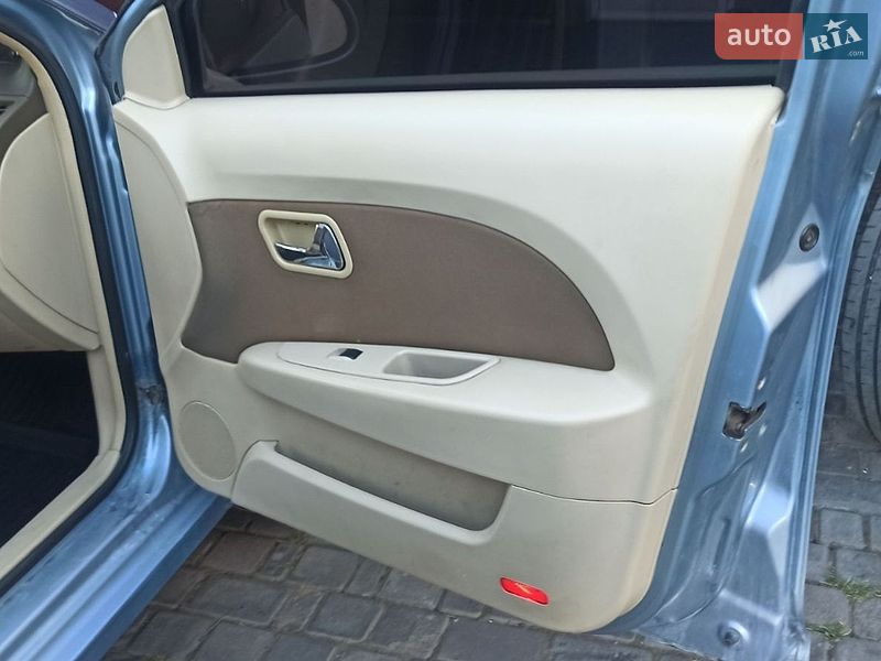 Лифтбек Chery A13 2010 в Харькове