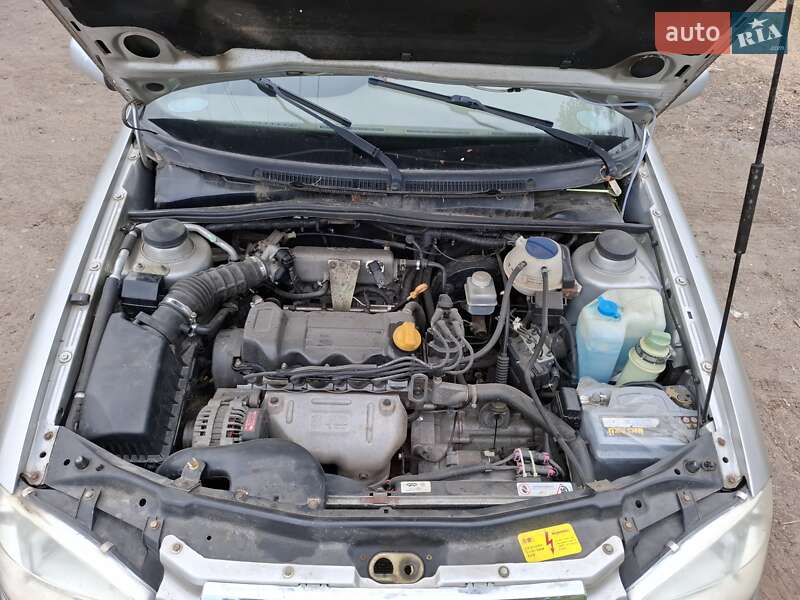 Лифтбек Chery A15 2007 в Чернигове