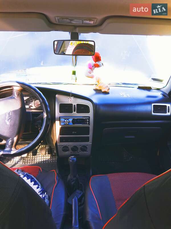 Седан Chery Amulet 2008 в Умани