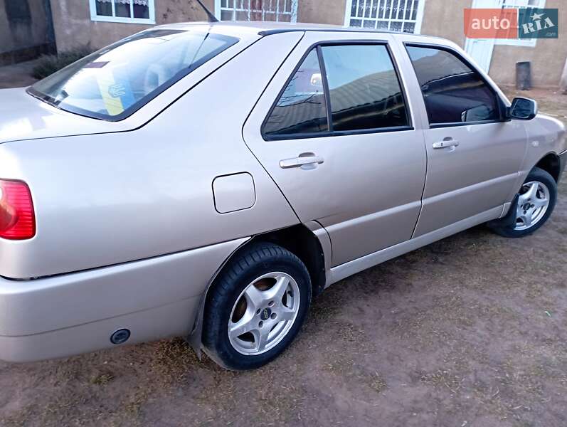 Седан Chery Amulet 2008 в Бершади