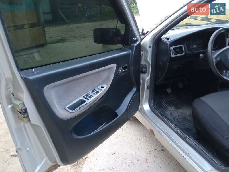 Седан Chery Amulet 2008 в Буську