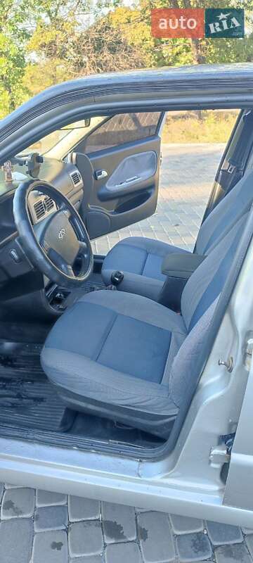 Седан Chery Amulet 2008 в Першотравенске