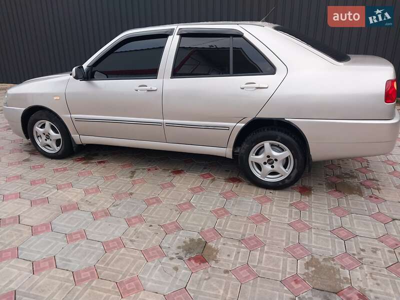 Седан Chery Amulet 2007 в Кролевце