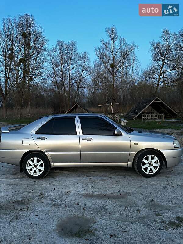 Седан Chery Amulet 2008 в Чутовому