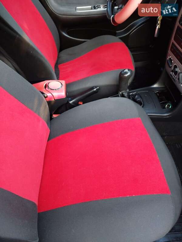 Седан Chery Amulet 2008 в Гусятині