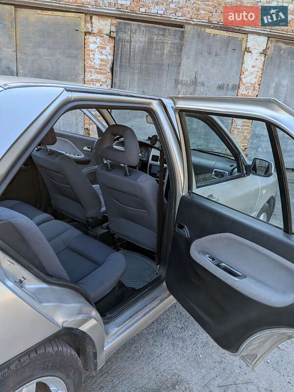 Седан Chery Amulet 2008 в Почаеве фото 19 Седан Chery Amulet 2008 в Почаеве