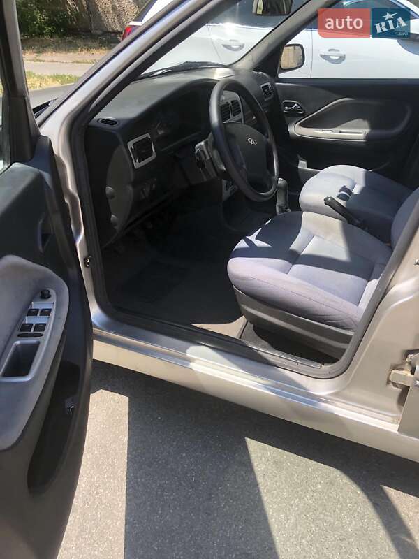 Седан Chery Amulet 2008 в Киеве фото 3 Седан Chery Amulet 2008 в Киеве