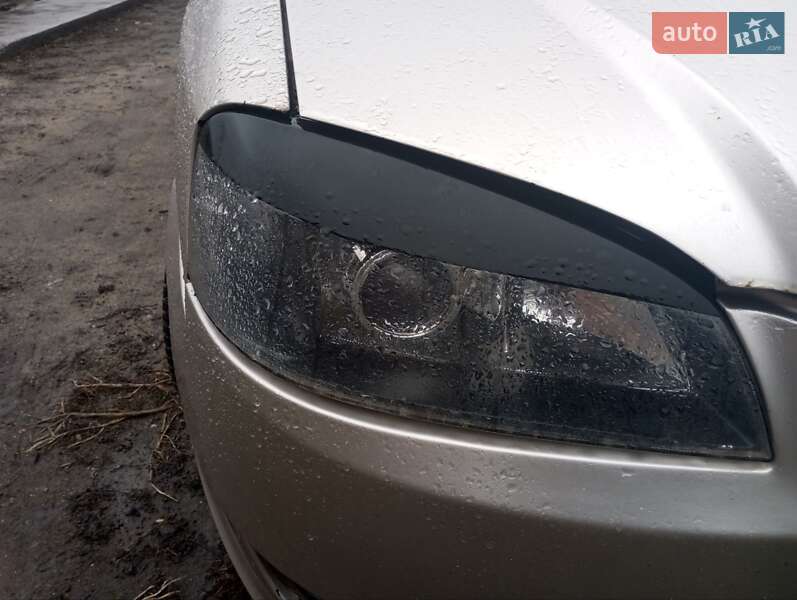 Лифтбек Chery Amulet 2012 в Киеве