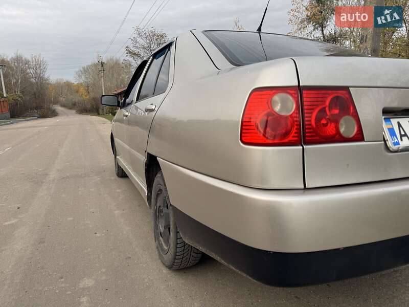 Седан Chery Amulet 2007 в Украинке