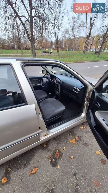 Седан Chery Amulet 2008 в Киеве