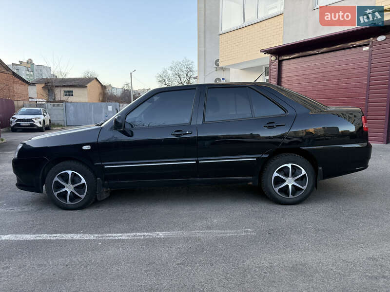 Лифтбек Chery Amulet 2013 в Чернигове фото 4 Лифтбек Chery Amulet 2013 в Чернигове