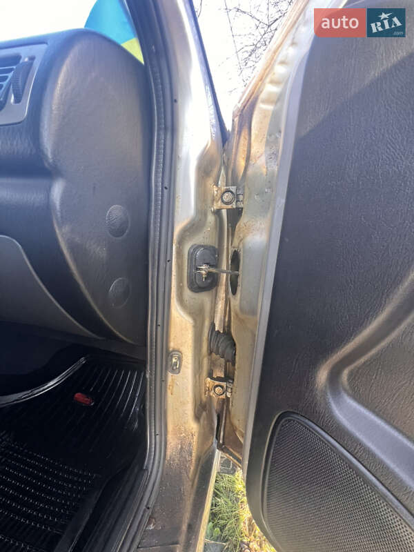 Седан Chery Amulet 2008 в Глобине