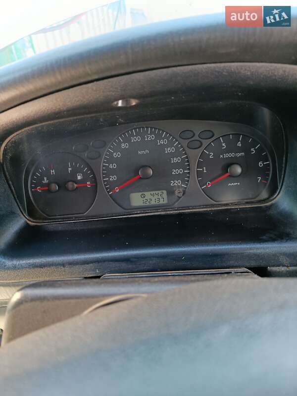 Седан Chery Amulet 2008 в Бурыни