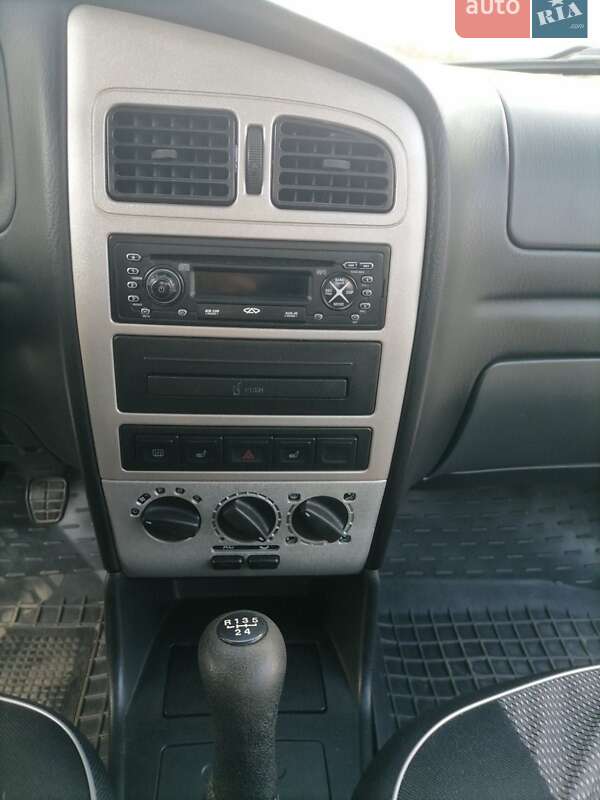 Седан Chery Amulet 2008 в Херсоні