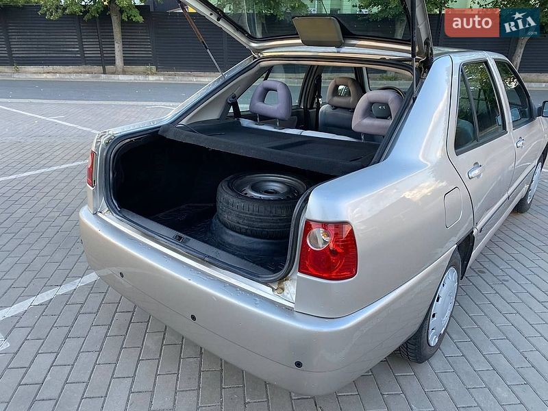 Седан Chery Amulet 2008 в Луцьку