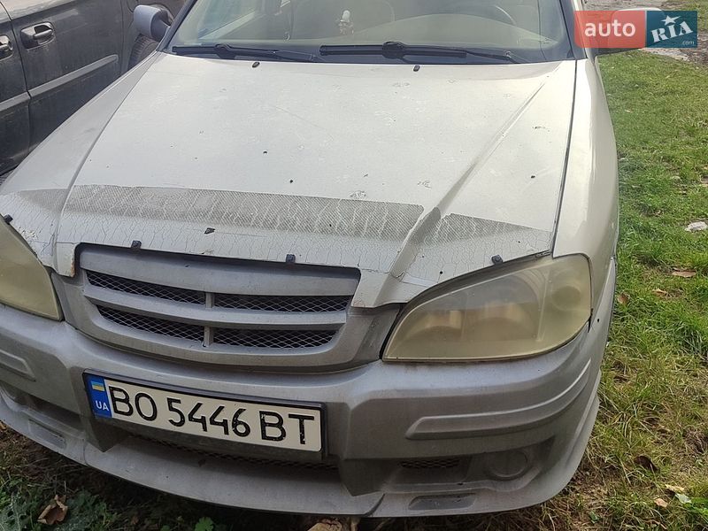Седан Chery Amulet 2005 в Хоросткове