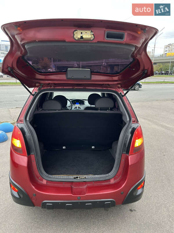 Позашляховик / Кросовер Chery Beat 2013 в Києві фото 9 Позашляховик / Кросовер Chery Beat 2013 в Києві