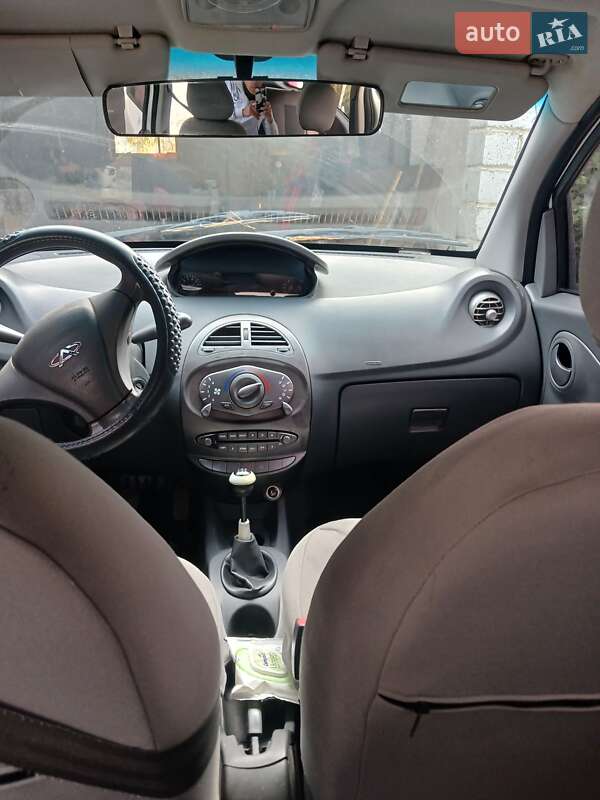 Внедорожник / Кроссовер Chery Beat 2011 в Кривом Роге фото 3 Внедорожник / Кроссовер Chery Beat 2011 в Кривом Роге