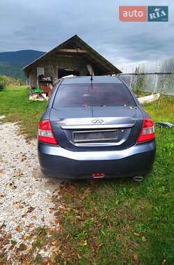 Седан Chery E5 2014 в Сваляве