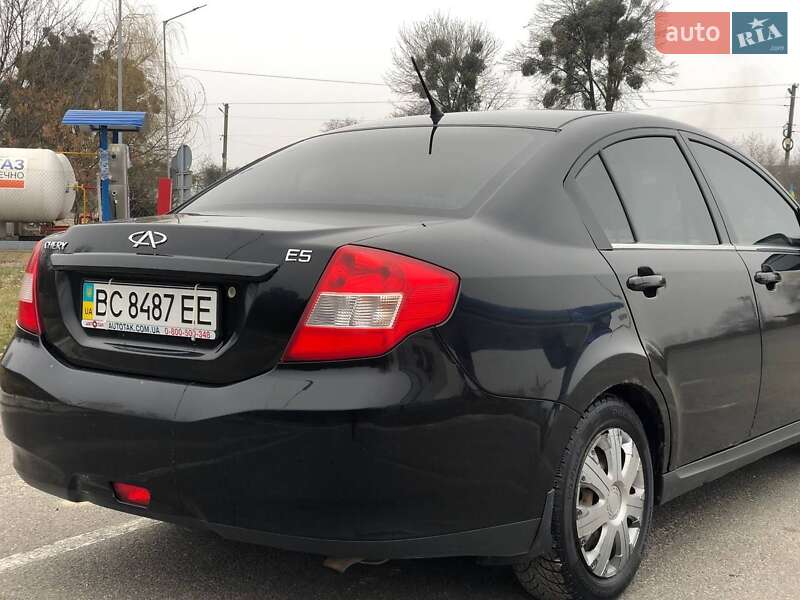 Седан Chery E5 2014 в Радехове