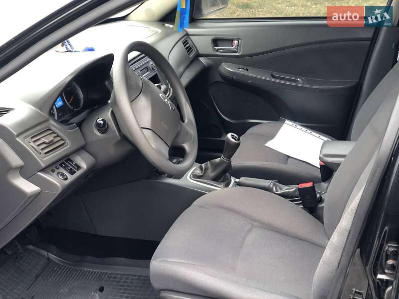 Седан Chery E5 2014 в Радехові