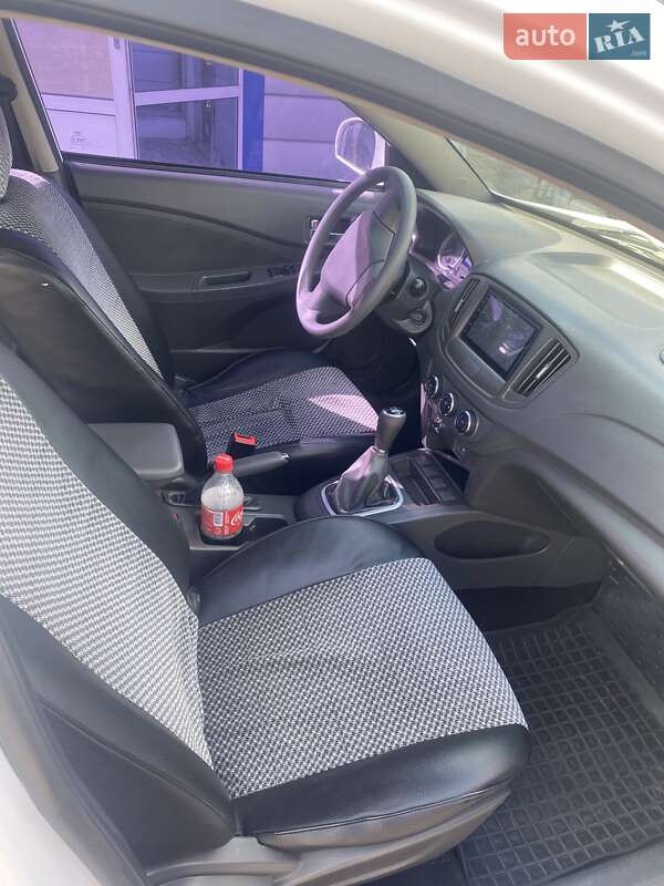 Седан Chery E5 2013 в Вознесенске