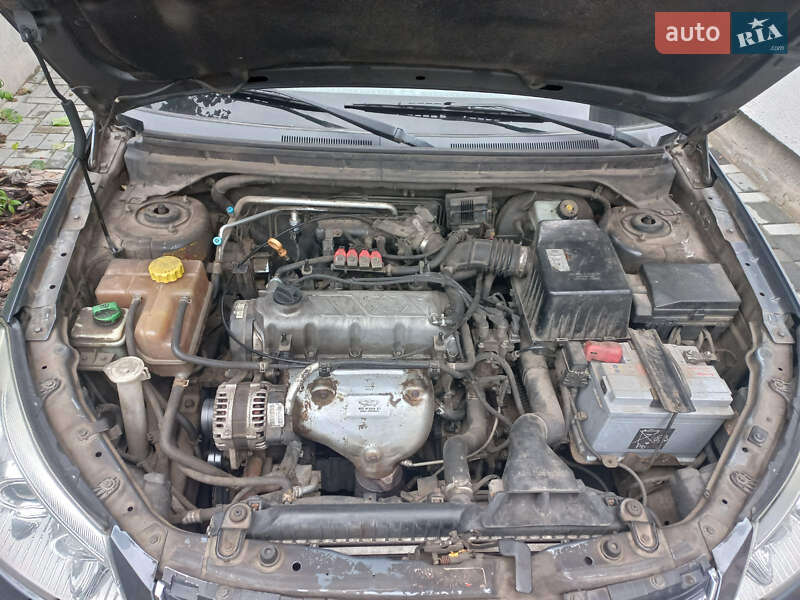 Седан Chery E5 2014 в Чернигове