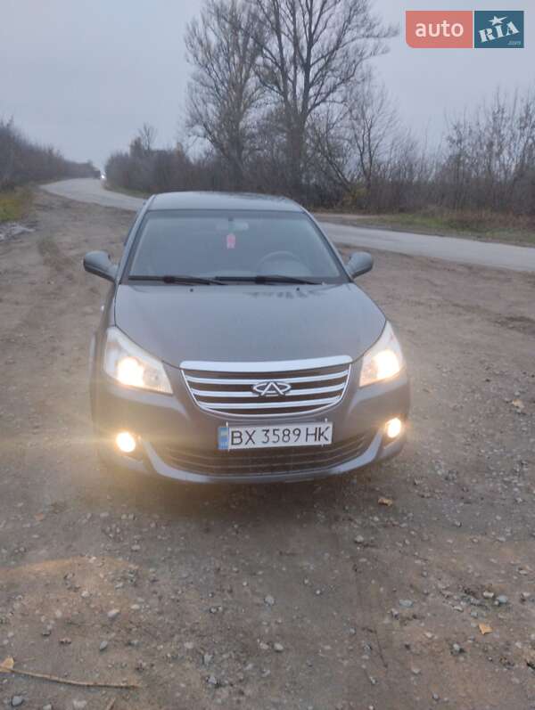 Седан Chery E5 2014 в Изяславе