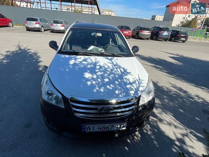 Седан Chery E5 2014 в Богуславе