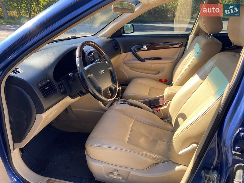 Седан Chery Eastar 2008 в Коростене